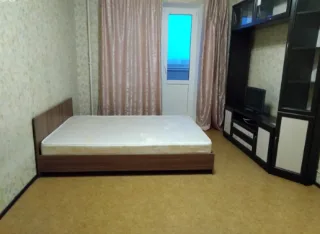 1-к. кв., 42 м², ст. м. Юго-Западная