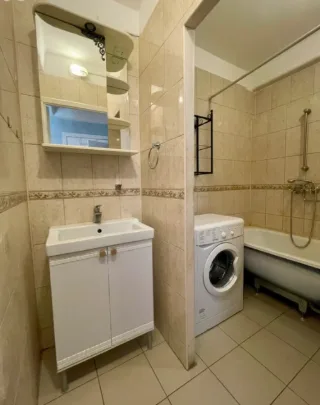 1-к. кв., 45 м², ст. м. Комендантский проспект