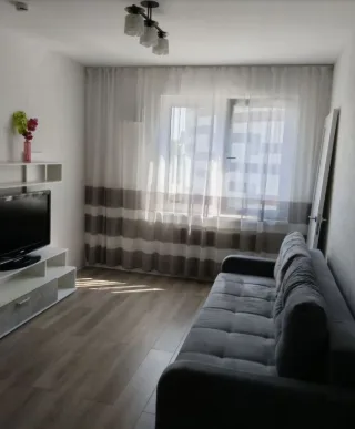 1-к. кв., 35 м², ст. м. Ломоносовская