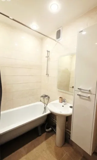 2-к. кв., 58 м², ст. м. Проспект Большевиков