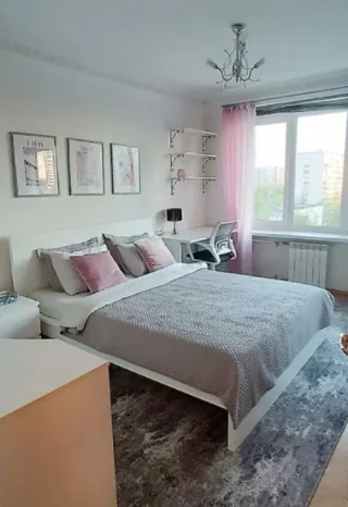 2-к. кв., 51 м², ст. м. Московская