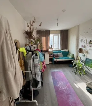 2-к. кв., 65 м², ст. м. Парнас