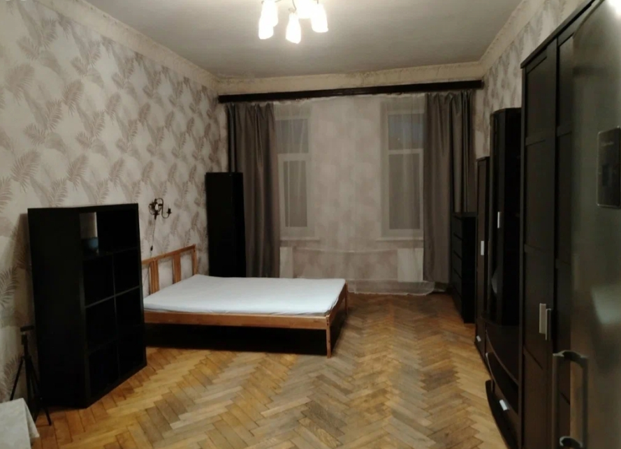 Комната, 25 м², ст. м. Горный институт