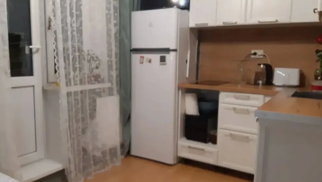 1-к. кв., 39 м², ст. м. Комендантский проспект