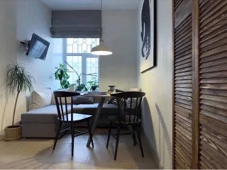 1-к. кв., 40 м², ст. м. Площадь Александра Невского