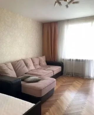 1-к. кв., 38 м², ст. м. Озерки