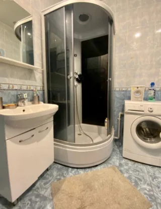 2-к. кв., 60 м², ст. м. Проспект Большевиков