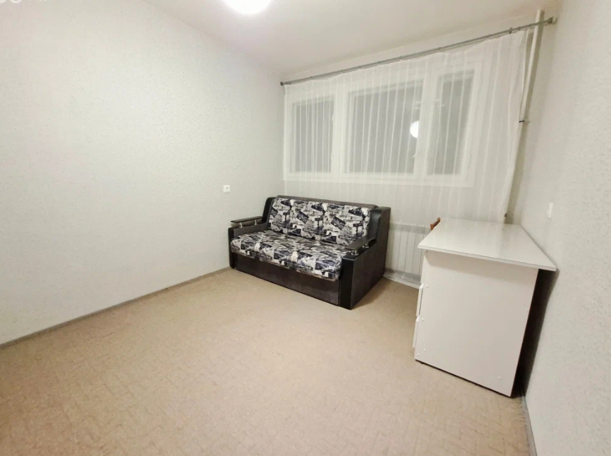Комната, 12 м², ст. м. Пионерская