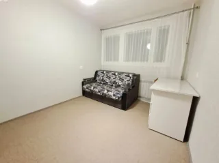 Комната, 12 м², ст. м. Пионерская