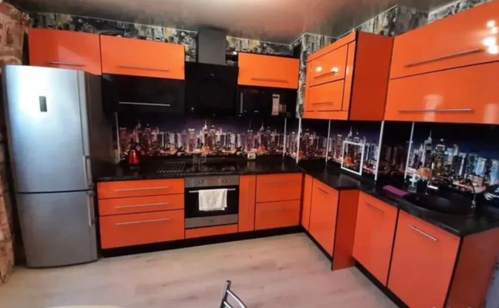 2-к. кв., 57 м², ст. м. Парнас