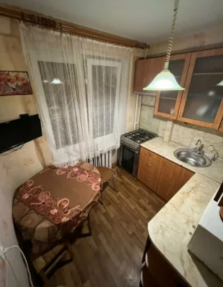 1-к. кв., 32 м², ст. м. Академическая