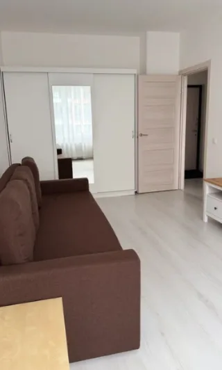 1-к. кв., 39 м², ст. м. Комендантский проспект