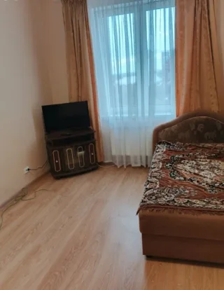 1-к. кв., 32 м², ст. м. Рыбацкое