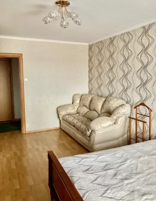 1-к. кв., 43 м², ст. м. Комендантский проспект