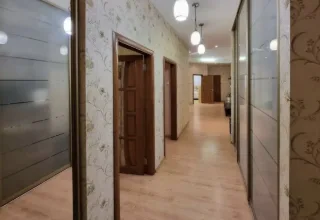 3-к. кв., 87 м², ст. м. Василеостровская