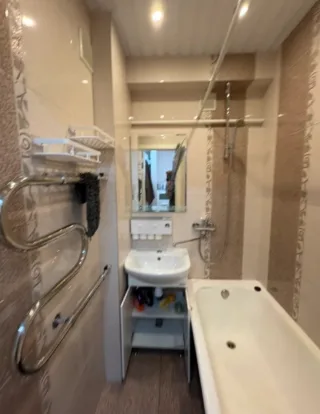 1-к. кв., 33 м², ст. м. Академическая