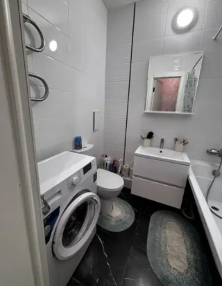 1-к. кв., 32 м², ст. м. Девяткино