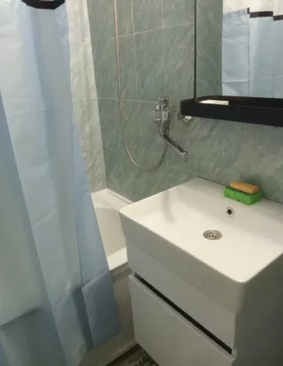 2-к. кв., 56 м², ст. м. Лесная