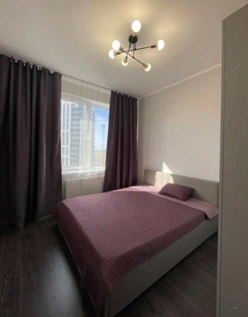1-к. кв., 38 м², ст. м. Комендантский проспект