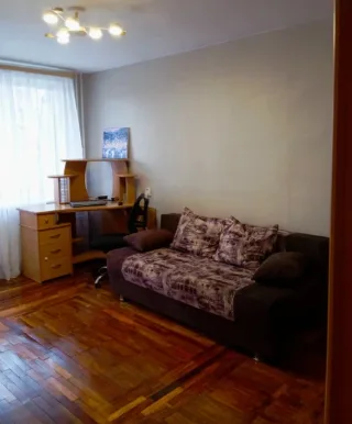 2-к. кв., 49 м², ст. м. Международная
