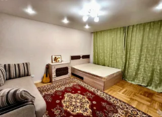 2-к. кв., 46 м², ст. м. Ладожская