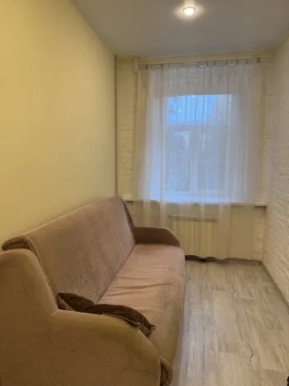 Комната, 13 м², ст. м. Обводный канал