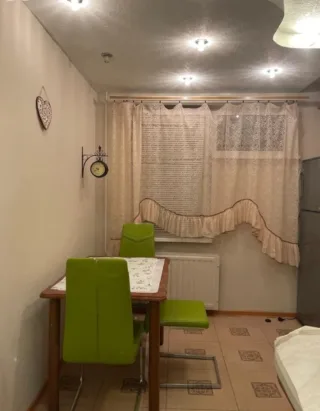 1-к. кв., 38 м², ст. м. Юго-Западная