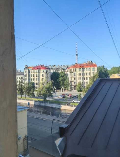 Комната, 12 м², ст. м. Петроградская