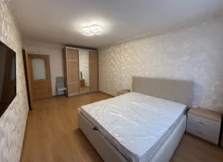 1-к. кв., 33 м², ст. м. Юго-Западная
