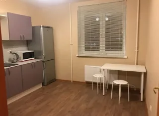1-к. кв., 36 м², ст. м. Парнас