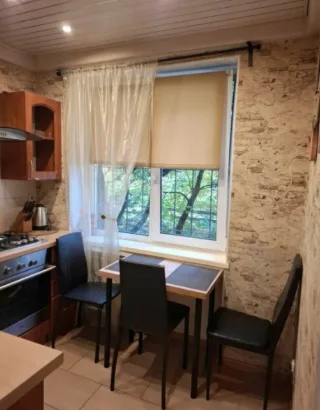2-к. кв., 45 м², ст. м. Международная