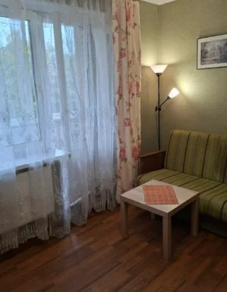1-к. кв., 38 м², ст. м. Комендантский проспект