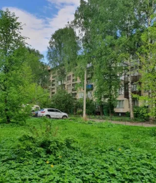 1-к. кв., 35 м², ст. м. Площадь Ленина