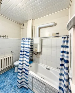 Комната, 13 м², ст. м. Петроградская