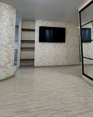 1-к. кв., 35 м², ст. м. Рыбацкое