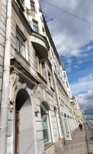 3-к. кв., 87 м², ст. м. Василеостровская