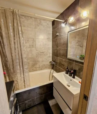 1-к. кв., 37 м², ст. м. Проспект Большевиков
