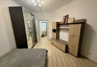 1-к. кв., 35 м², ст. м. Комендантский проспект