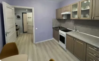 1-к. кв., 35 м², ст. м. Комендантский проспект