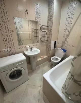 1-к. кв., 39 м², ст. м. Юго-Западная