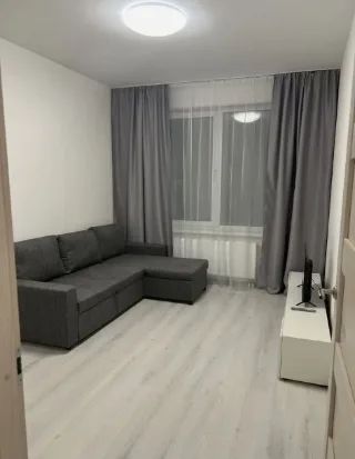 1-к. кв., 31 м², ст. м. Комендантский проспект