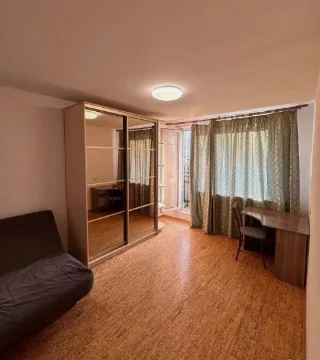 2-к. кв., 45 м², ст. м. Международная