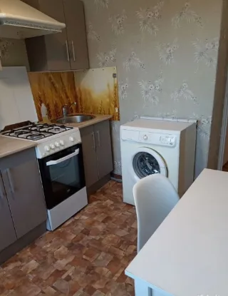 1-к. кв., 33 м², ст. м. Международная