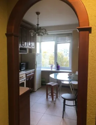 1-к. кв., 31 м², ст. м. Академическая