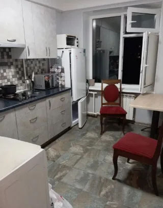 1-к. кв., 33 м², ст. м. Академическая