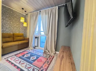 2-к. кв., 55 м², ст. м. Улица Дыбенко