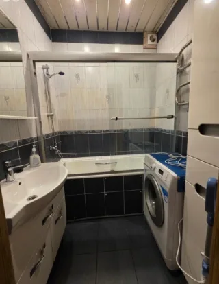 2-к. кв., 84 м², ст. м. Проспект Ветеранов