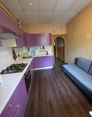 2-к. кв., 84 м², ст. м. Проспект Ветеранов