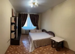 1-к. кв., 38 м², ст. м. Звёздная