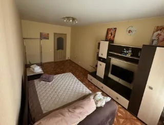 1-к. кв., 38 м², ст. м. Звёздная